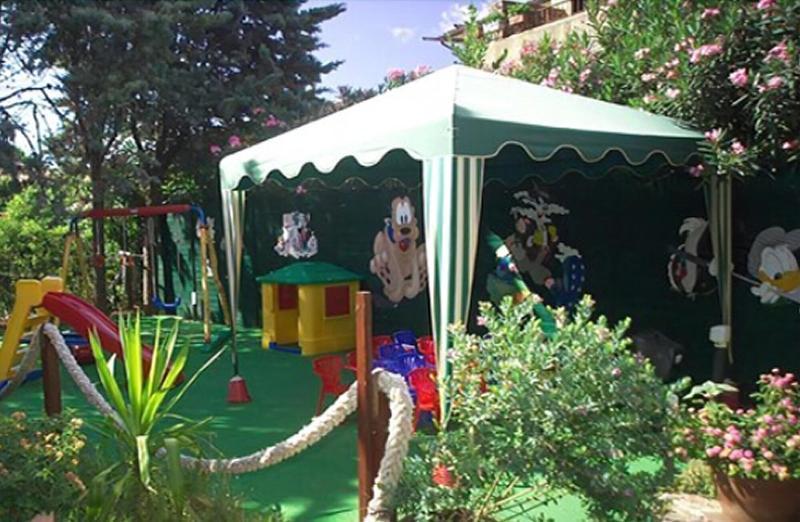 Hotel Barracuda Marina di Campo Bagian luar foto
