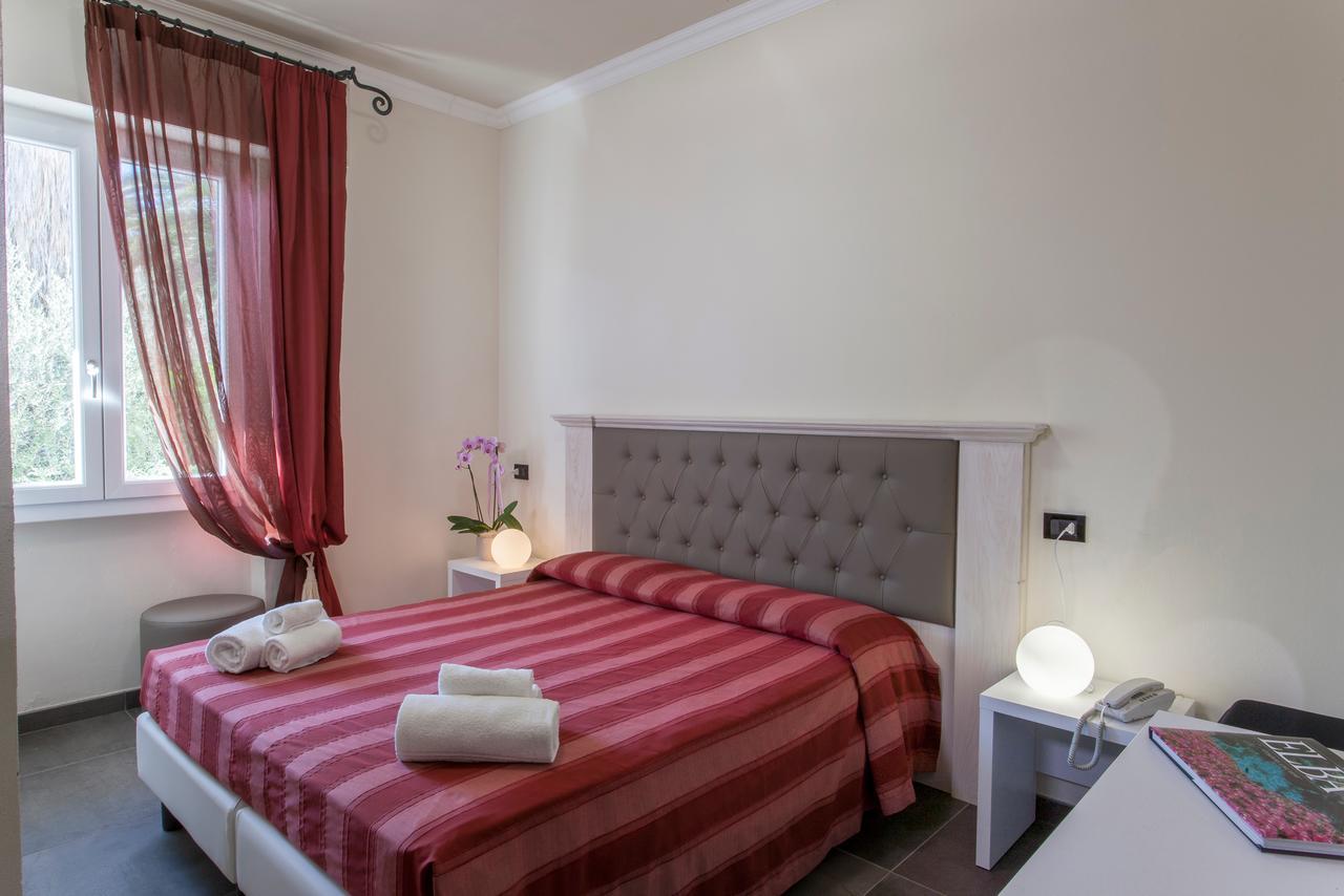 Hotel Barracuda Marina di Campo Bagian luar foto