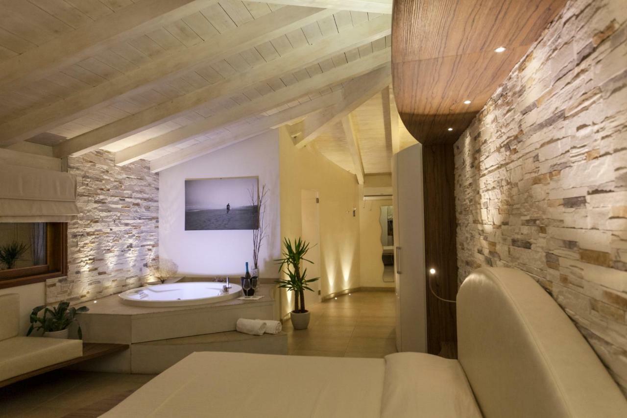 Hotel Barracuda Marina di Campo Bagian luar foto